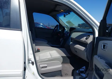 2012 Honda Pilot Lx z USA, uszkodzony, nr VIN 5FNYF3H27CB029672